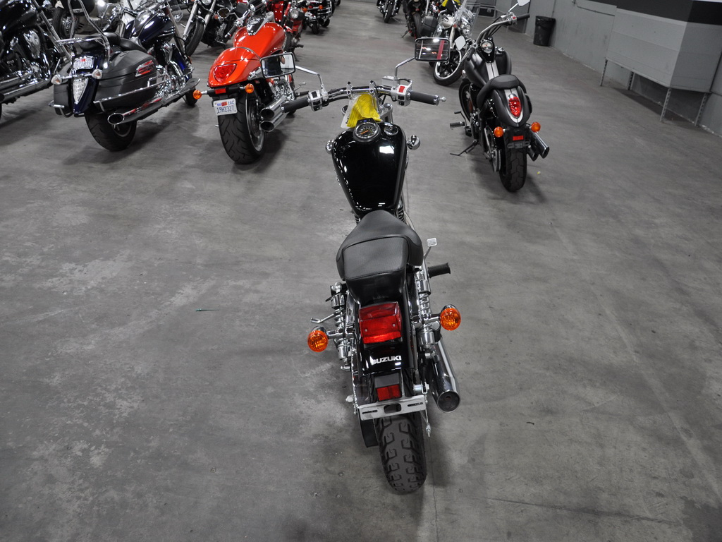 Купить мотоцикл Suzuki S40 Boulevard 2009 фото 6